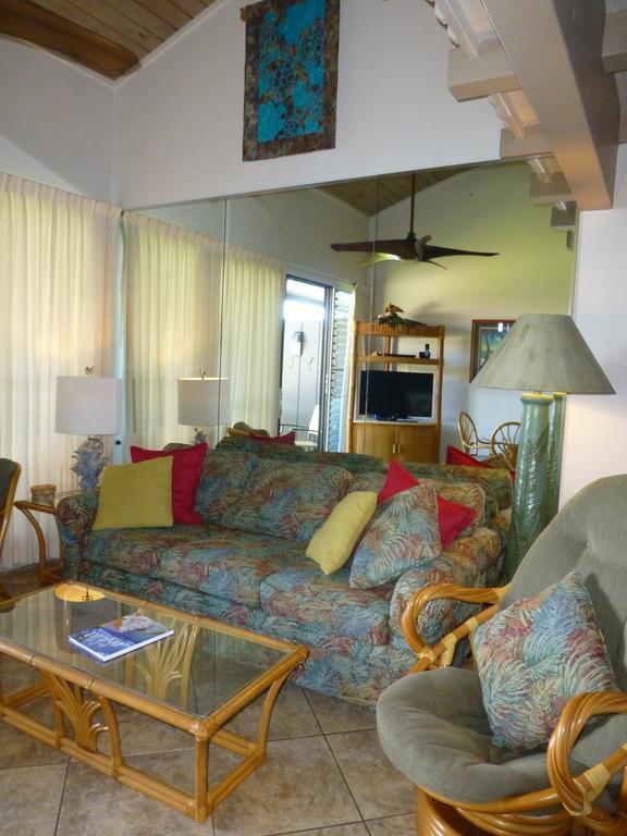 Mahina Surf 220 By Redawning Lejlighedshotel Lahaina Eksteriør billede
