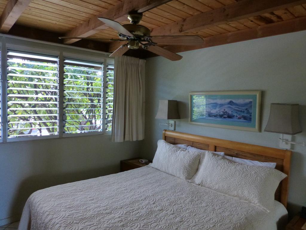 Mahina Surf 220 By Redawning Lejlighedshotel Lahaina Eksteriør billede