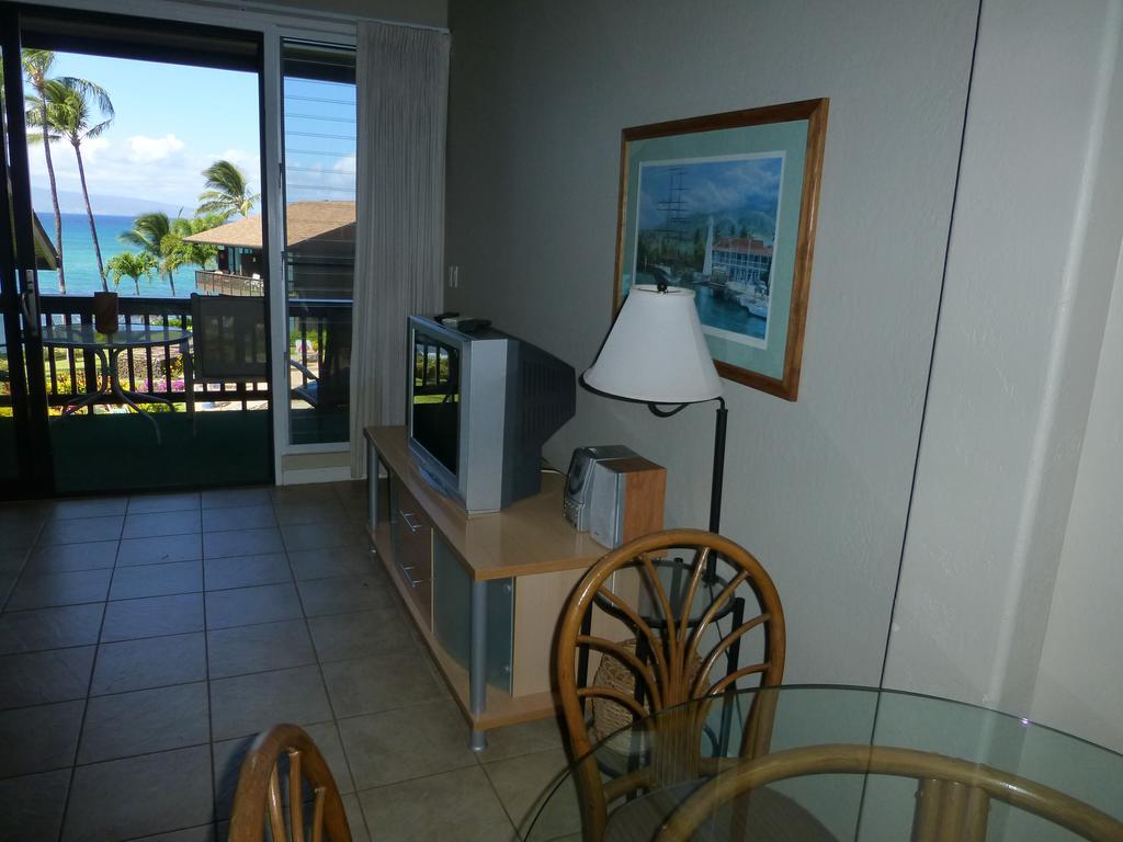 Mahina Surf 220 By Redawning Lejlighedshotel Lahaina Eksteriør billede